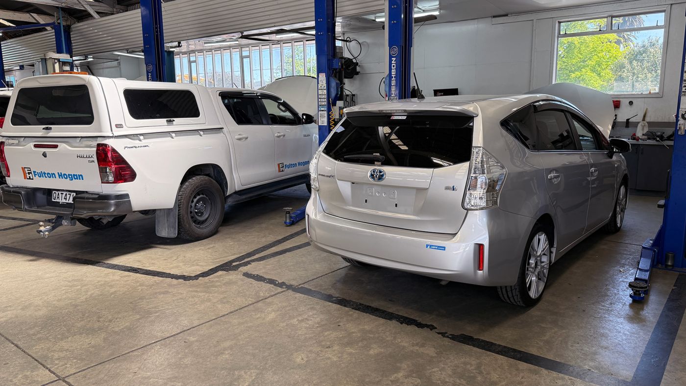 Bowater Hyundai Isuzu Renault Service Bay